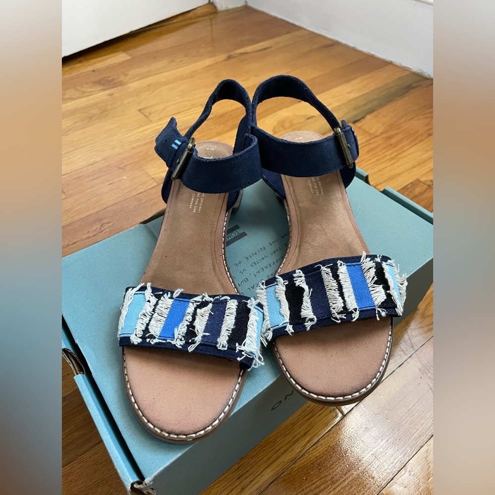 Toms Camilia Leather sandals